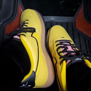 Meet your Posher, T S